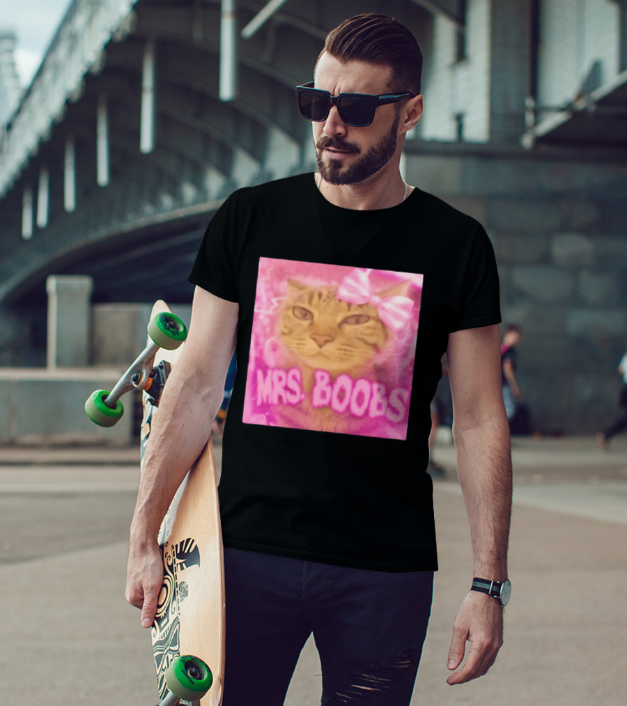 Mrs Boobs Cat Pink Aesthetic With Bow T-Shirt