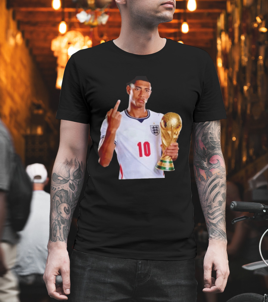 Jude Bellingham England World Cup Trophy Pose T-Shirt