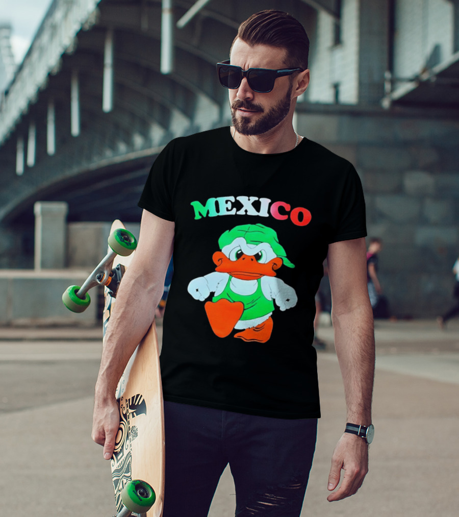 Mexico Duck Cartoon Green Outfit T-Shirt