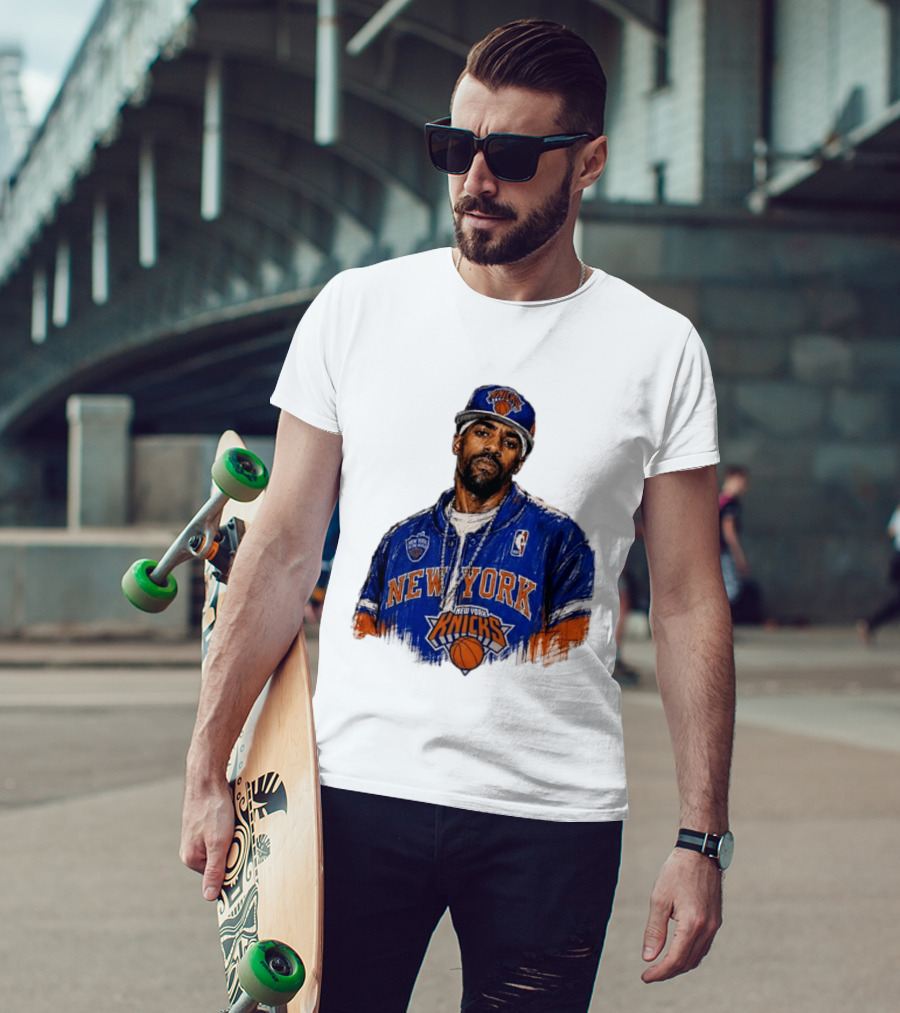 Kyrie Irving New York Knicks New Yorks Finest To The World Manhattan Knicks T-Shirt