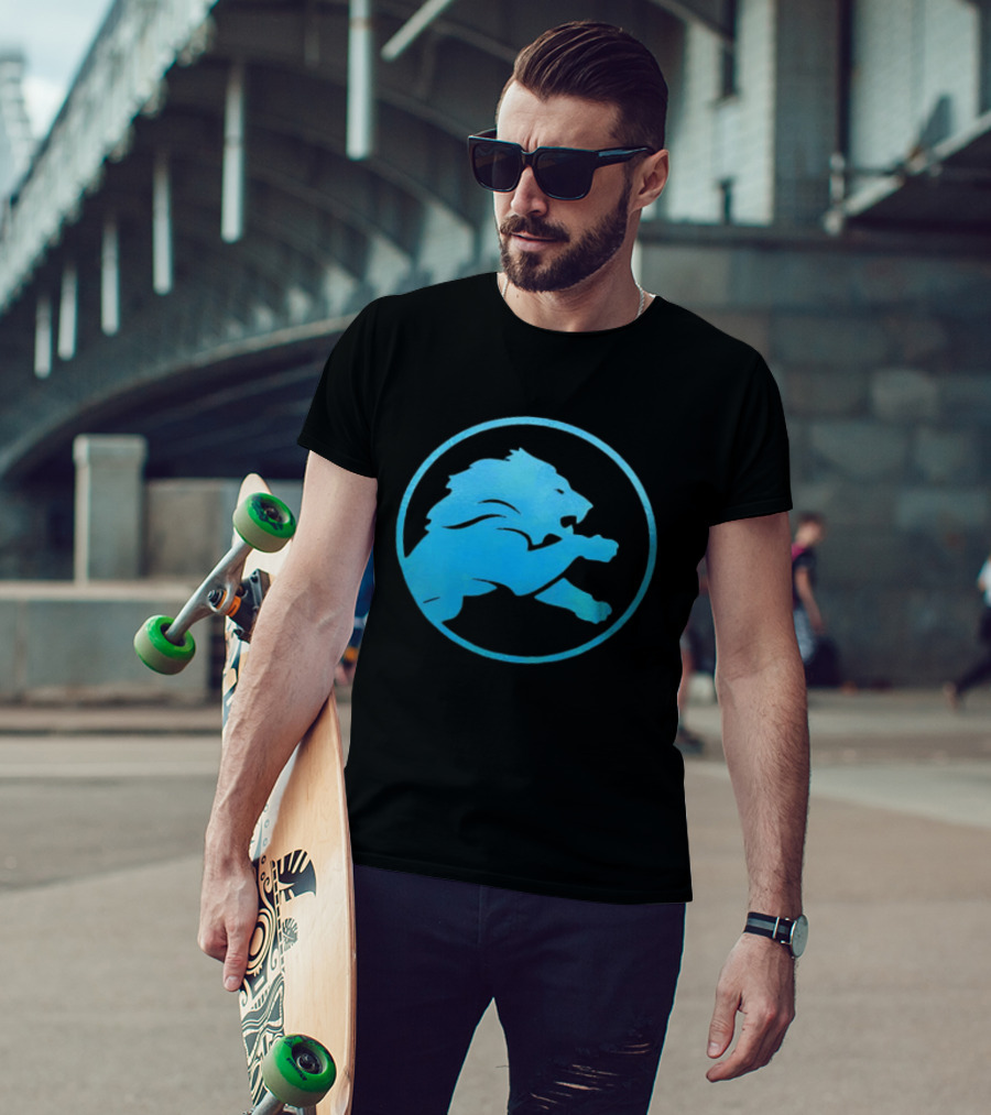 Detroit Lions Roaring Blue Iconic Circle T-Shirt