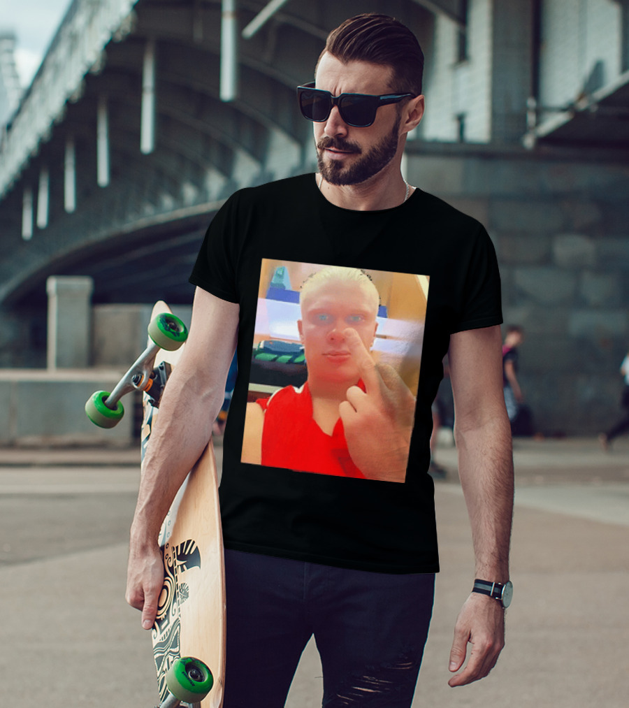 Norway Erling Haaland Middle Finger Selfie T-Shirt