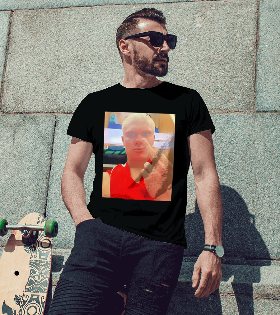 Norway Erling Haaland Middle Finger Selfie T-Shirt