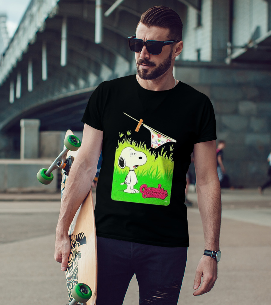 Snoopy Caramelos De Cianuro En Español Classic Cartoon And Rock Band Fusion T-Shirt