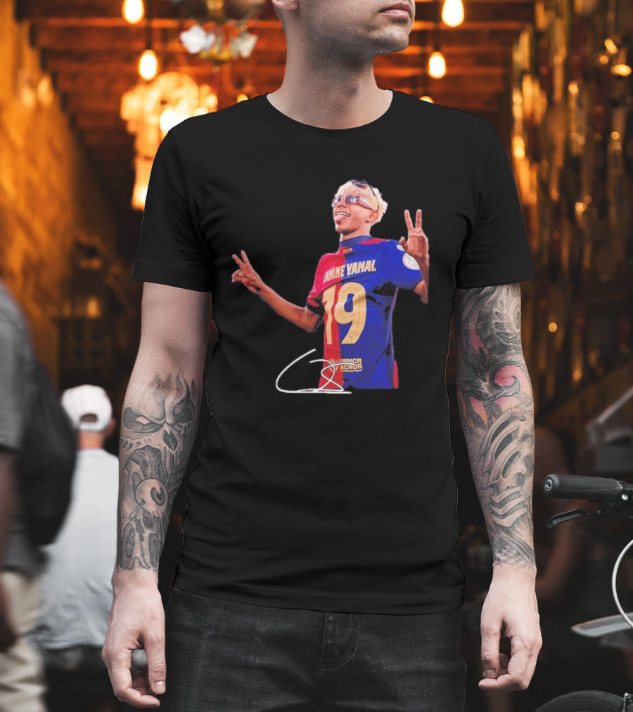 Lamine Yamal Barcelona Peace Sign Celebration 19 Jersey T-Shirt