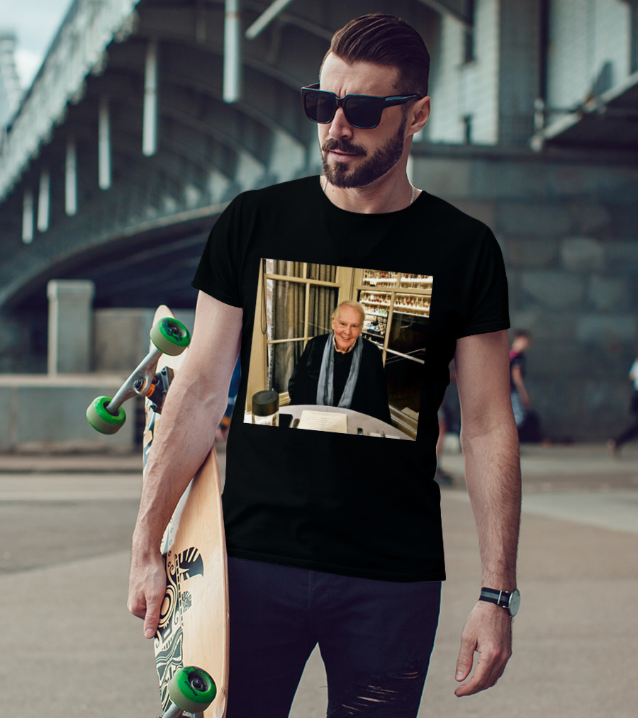 I Don't Know Who This Is. T-Shirt