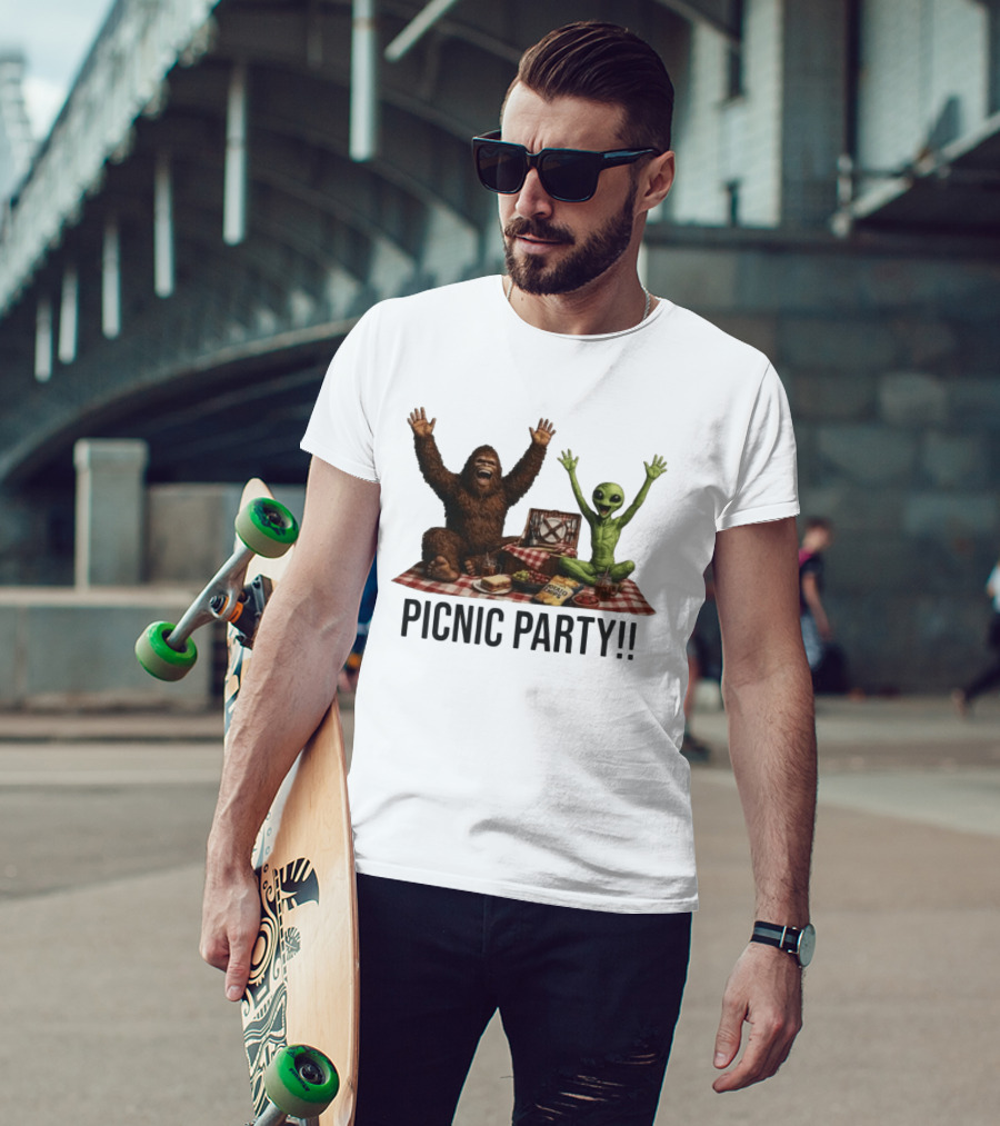 Bigfoot And Alien Picnic Party With Chips And Sandwiches T-Shirt