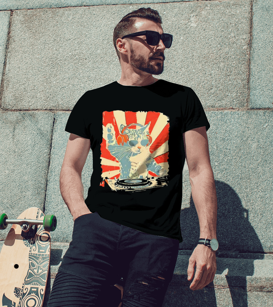DJ Cat Headphones Sunglasses Retro Style Music Lover T-Shirt