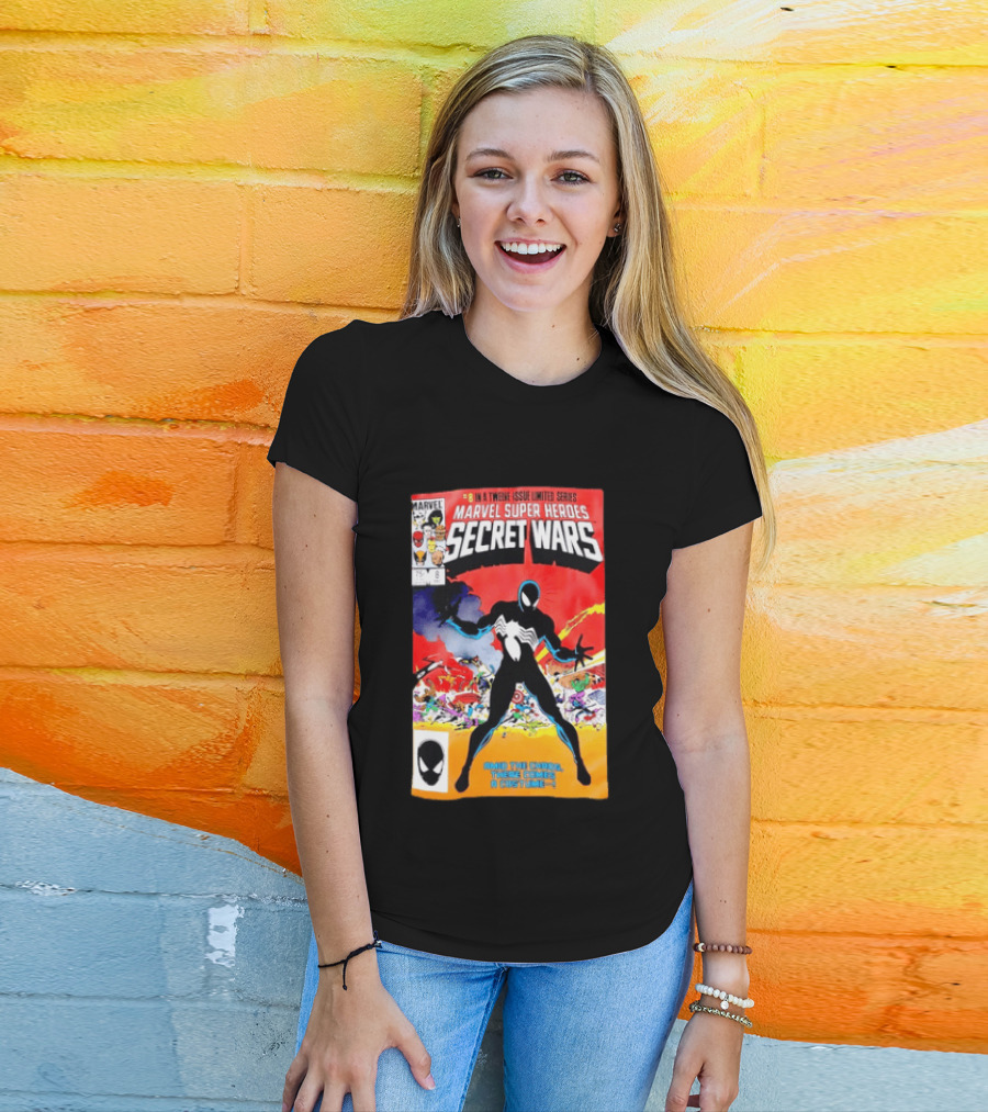 Marvel Super Heroes Secret Wars Issue 8 Spider Man Black Suit Comic Cover T-Shirt