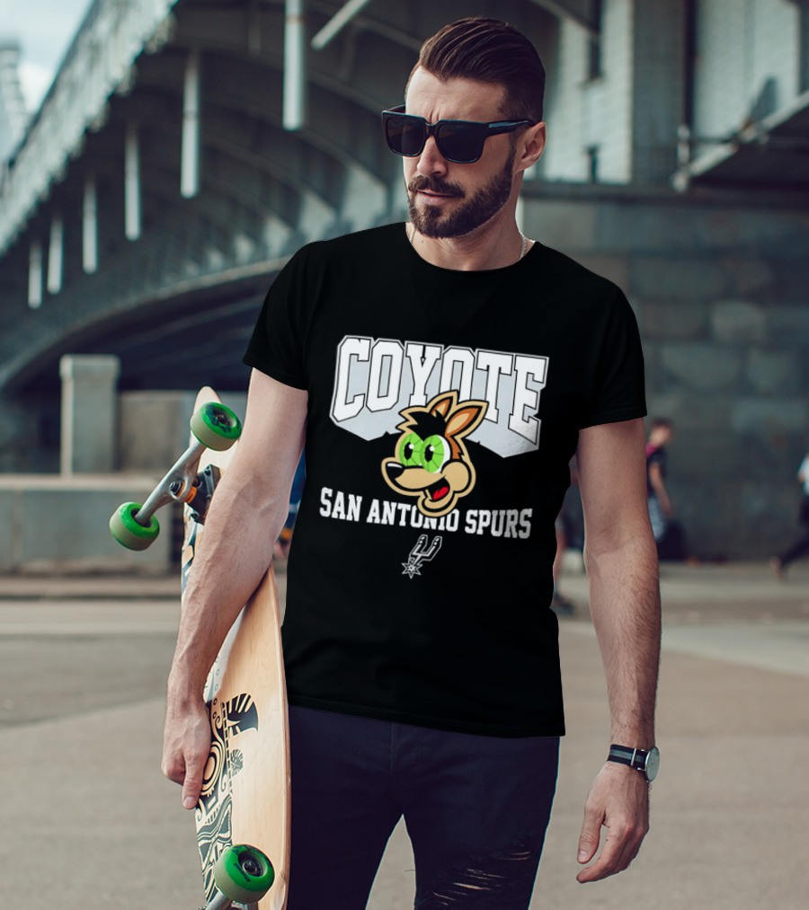 Coyote San Antonio Spurs Team T-Shirt