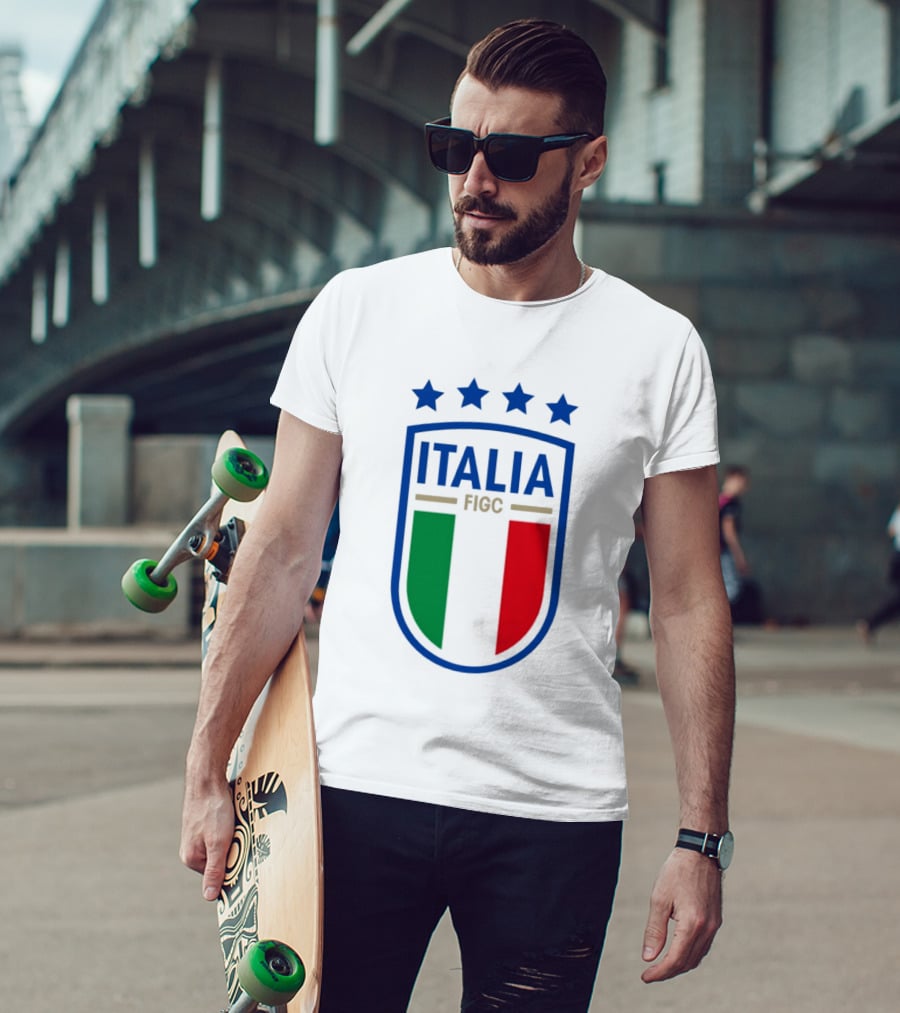 Italia FIGC Emblem Four Stars Badge Green White Red T-Shirt