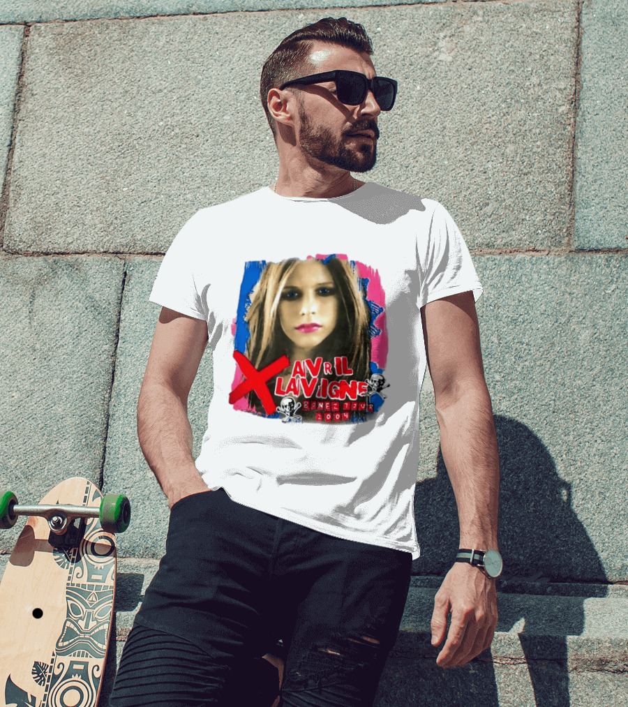 Avril Lavigne Bonez Tour 2004 Skull And Crossbones T-Shirt