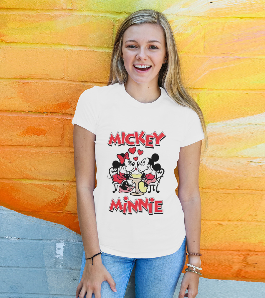 Mickey Minnie Romantic Valentine's Day Hearts And Cafe Scene T-Shirt