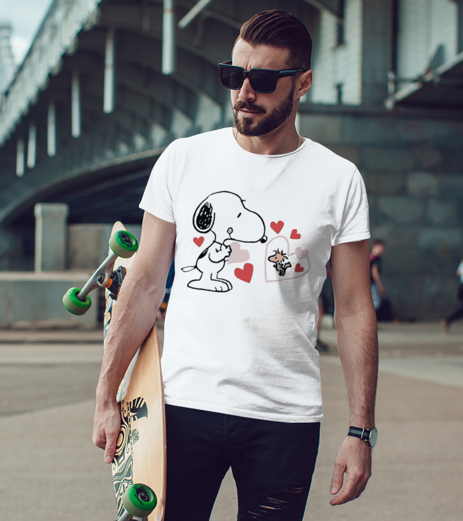 Peanuts Snoopy Woodstock Valentine Hearts Love T-Shirt