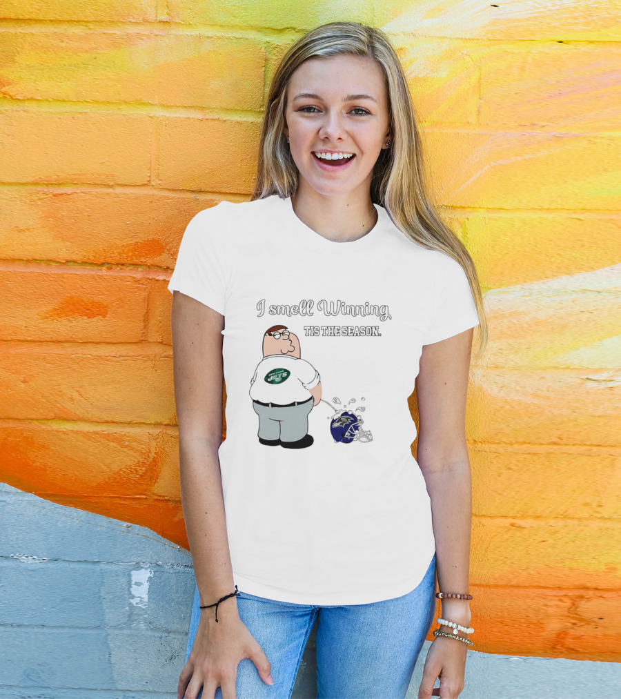 Peter Griffin New York Jets I Smell Winning Tis The Season Peeing On Baltimore Ravens Helmet T-Shirt