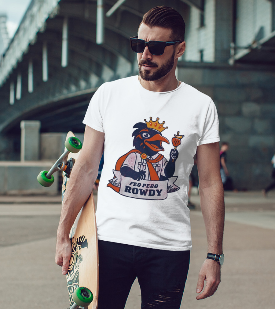 Feo Pero Rowdy Distressed Crow King Feopero With Skewer And Crown T-Shirt