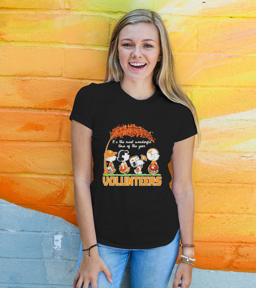 Peanuts Characters Tennessee Volunteers It's The Most Wonderful Time Of The Year T-Shirt