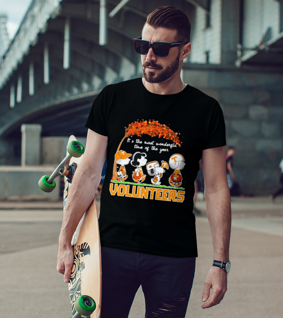Peanuts Characters Tennessee Volunteers It's The Most Wonderful Time Of The Year T-Shirt