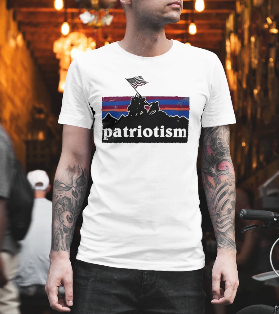 Patriotism Distressed Iwo Jima Flag Raising Retro Stripes T-Shirt