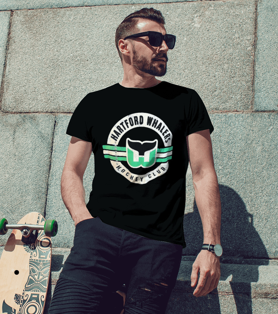 Hartford Whalers Distressed Vintage Hockey Club T-Shirt