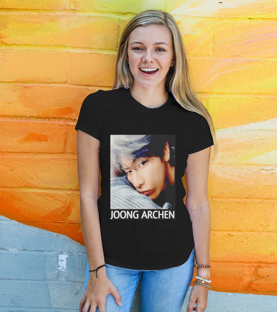 Joong Archen Thai Actor Close Up Pillow T-Shirt