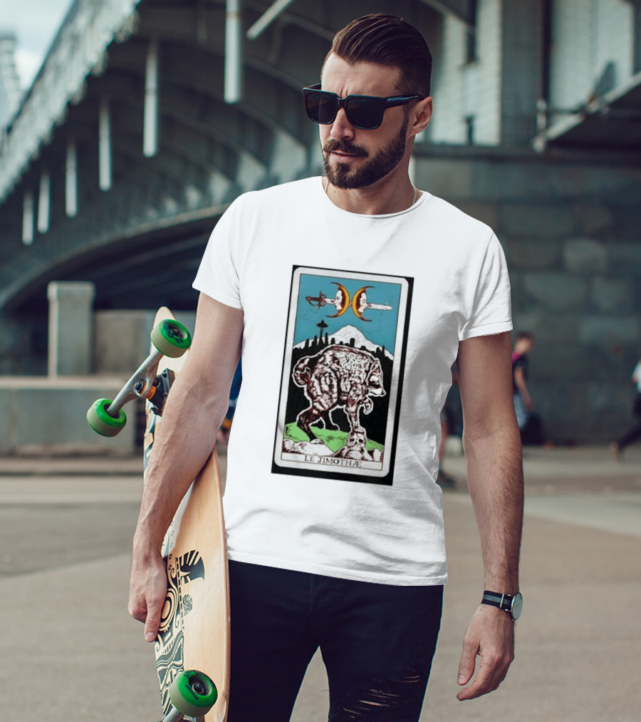 Le Jimothae Raccoon Tarot Seattle Skyline Moon Swords T-Shirt