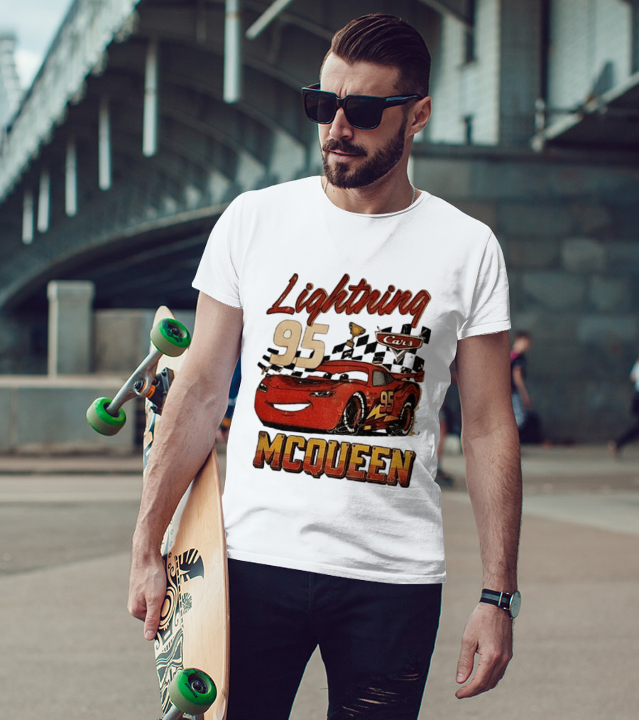 Lightning McQueen 95 Cars Trophy Checkered Flags Disney Pixar T-Shirt