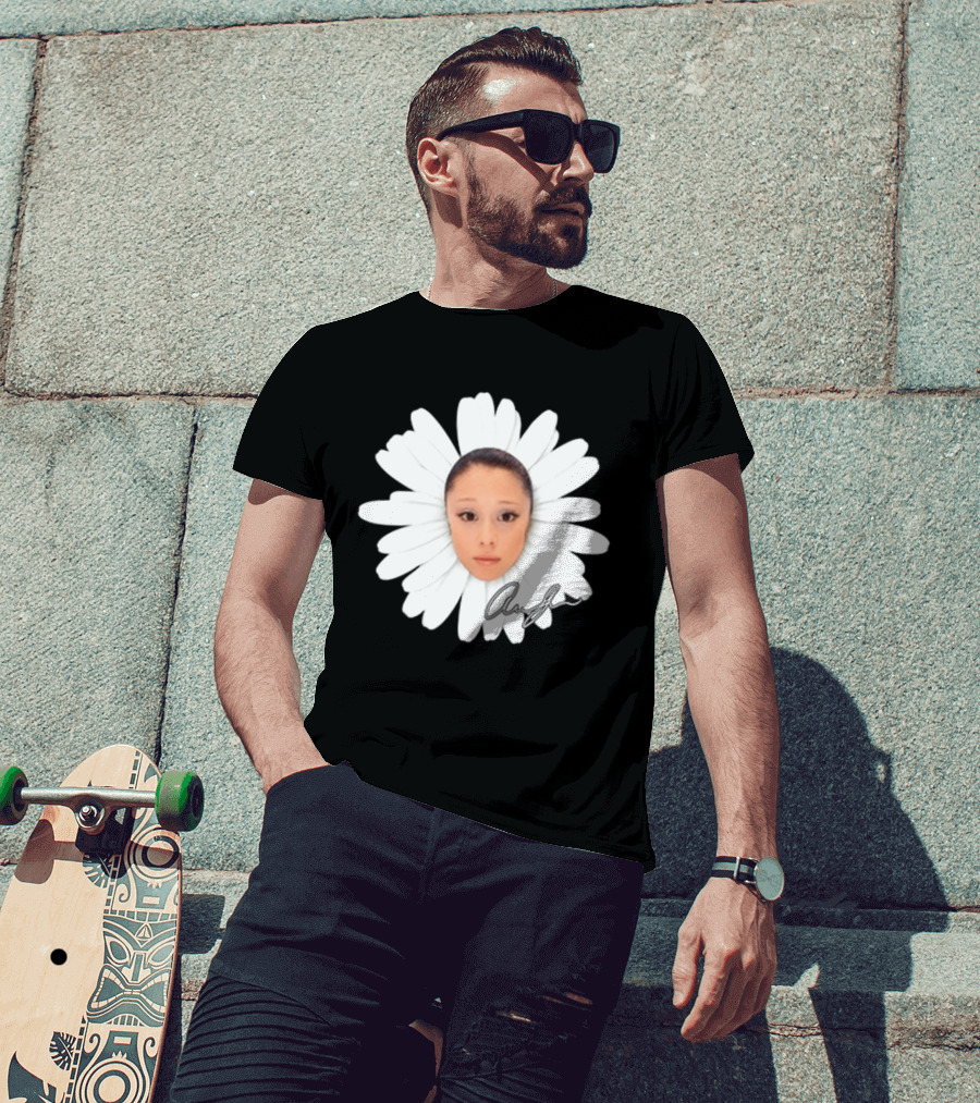 Ariana Petal Daisy Meme Face Cute Signature T-Shirt