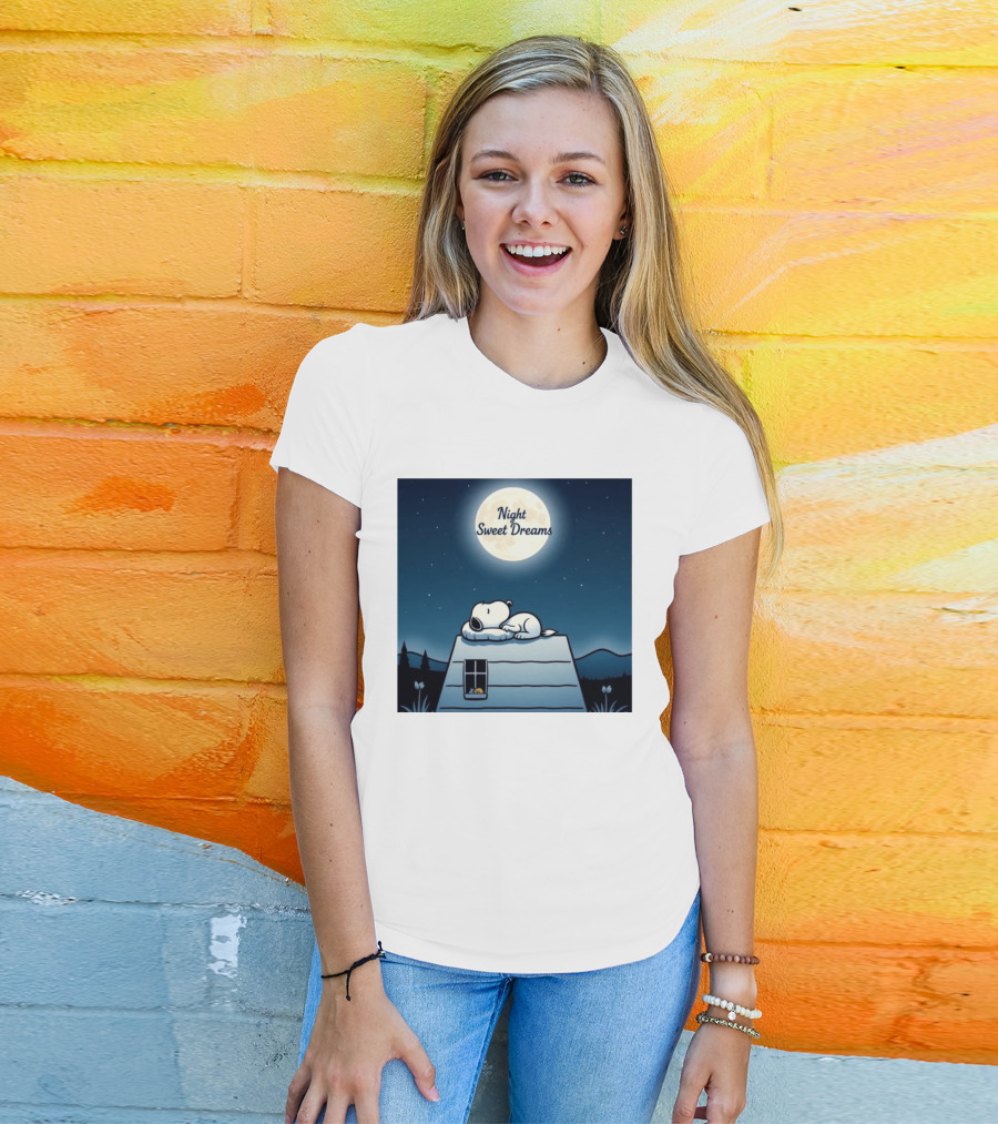 Snoopy Night Sweet Dreams Moonlight Scene Peanuts Sleeping Dog T-Shirt