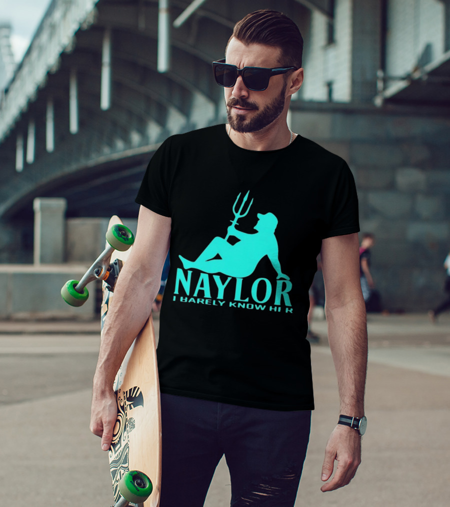 Naylor I Barely Know Her Mariners Trident Pose T-Shirt