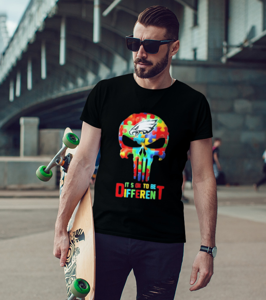 Philadelphia Eagles Skull Puzzle Autism Awareness It's Ok To Be Different T-Shirt
