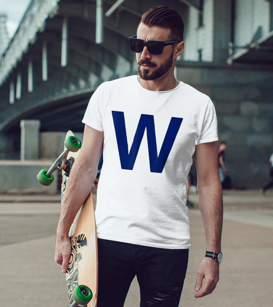 Chicago Cubs Blue W Baseball Team Victory T-Shirt