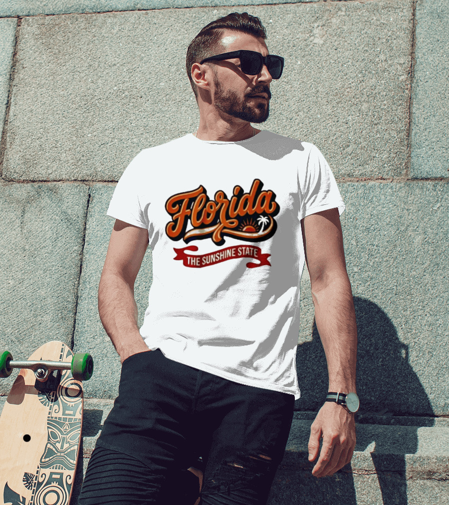 Florida The Sunshine State Sunset Palm Tree Vintage Look T-Shirt