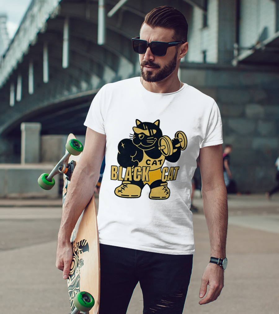 BLACK CAT Lifting Weights Cat Fitness Gym Powerlifting T-Shirt