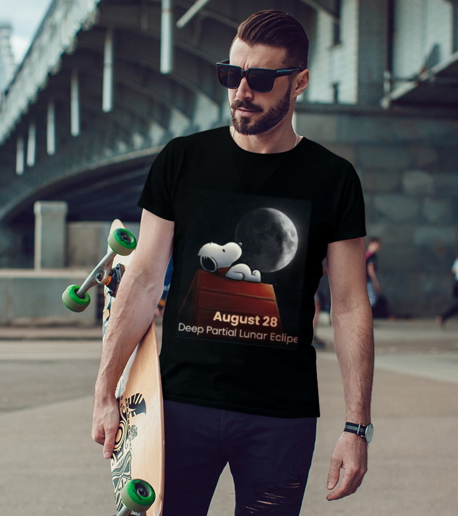 Snoopy August 28 Deep Partial Lunar Eclipse 2026 T-Shirt
