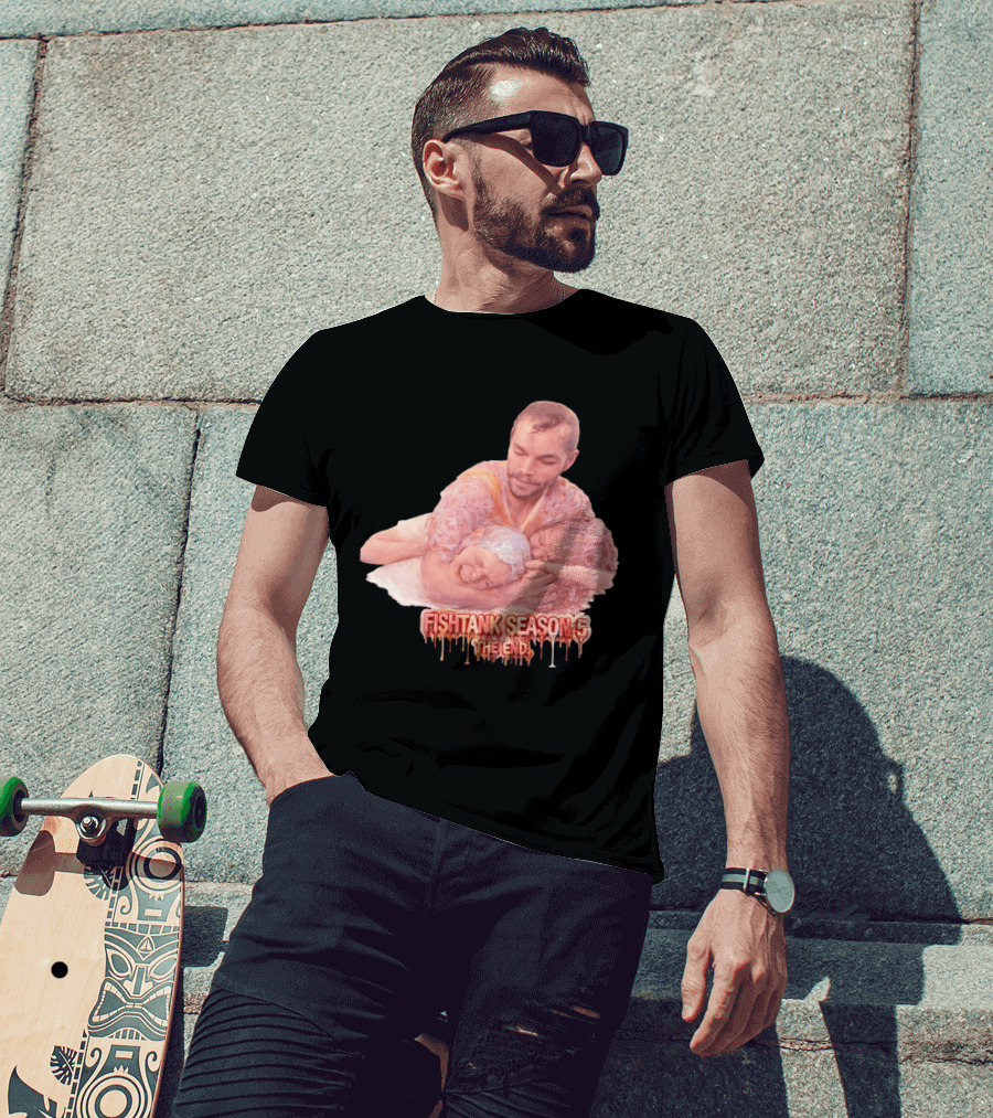 Fishtank Season 5 The End Dramatic Embrace Scene T-Shirt