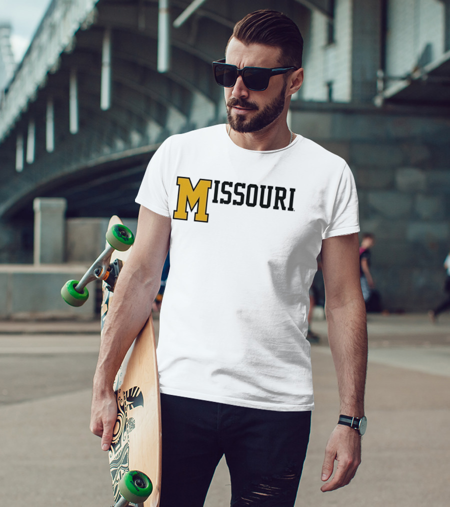 Missouri Tigers Mizzou NCAA College Sports M T-Shirt