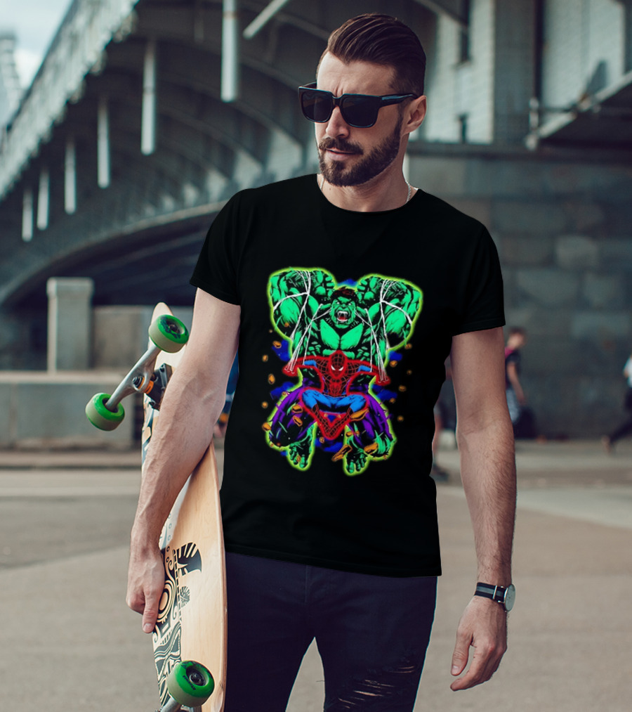 The Incredible Hulk And Spider Man Marvel Superheroes Comic Action Scene T-Shirt