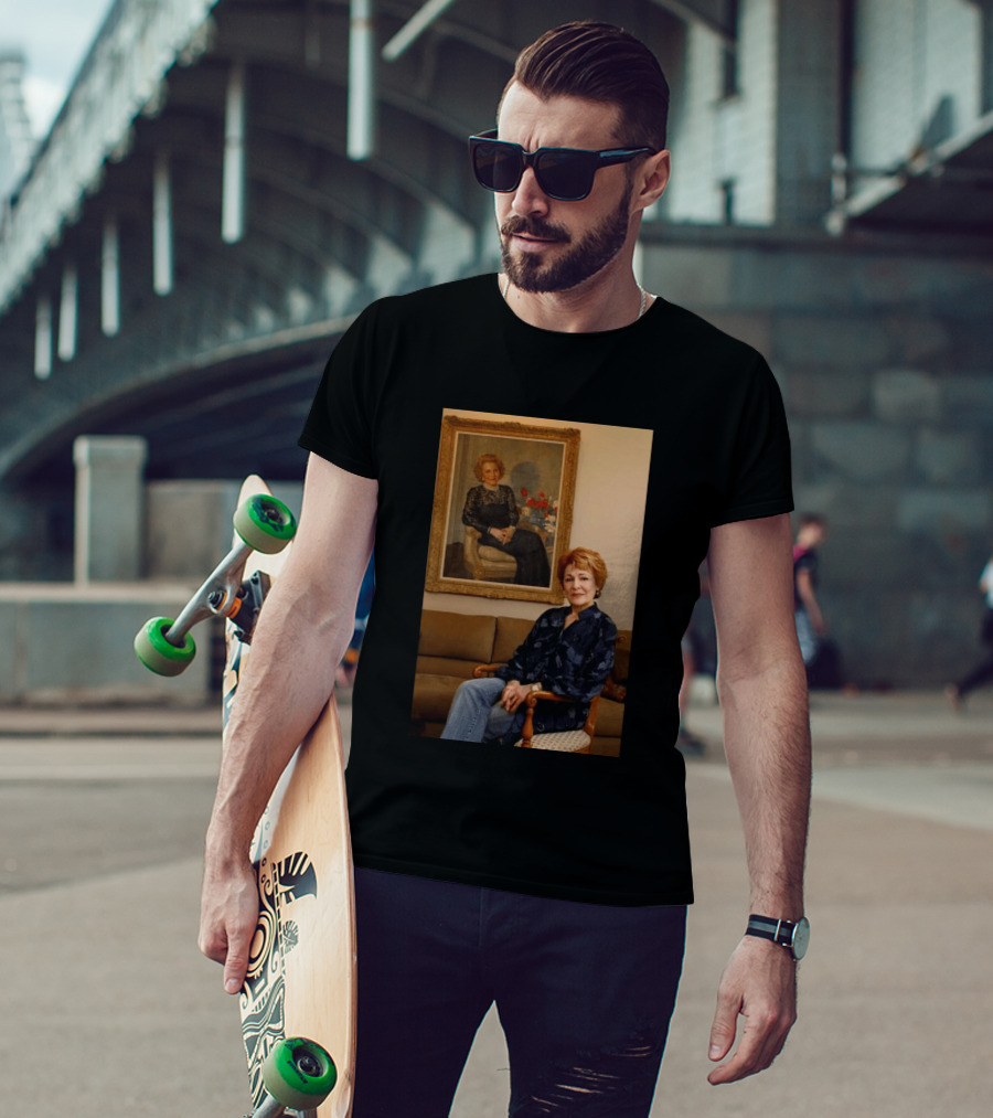 I Don't Know Who The Person In The Image Is. T-Shirt
