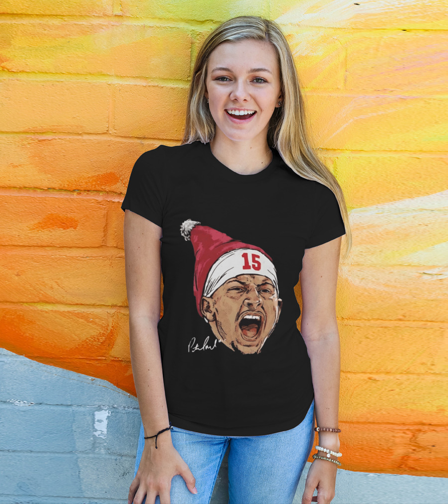Pat Mahomes Screaming Face Red Santa Hat Number 15 Halftone Caricature T-Shirt