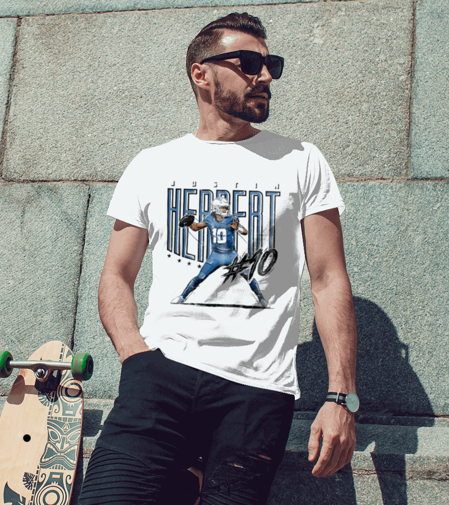 Justin Herbert 10 Quarterback Football Stars Distressed Sketch T-Shirt