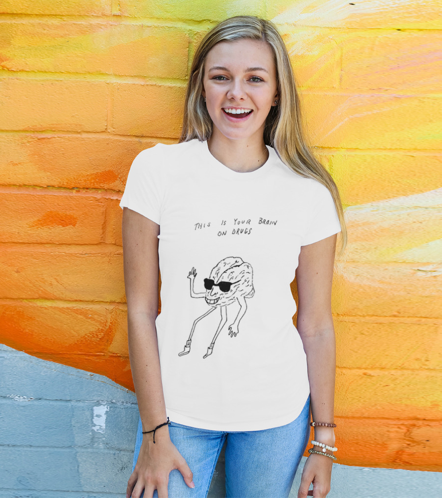 This Is Your Brain On Drugs M Gray Cartoon Brain With Sunglasses T-Shirt