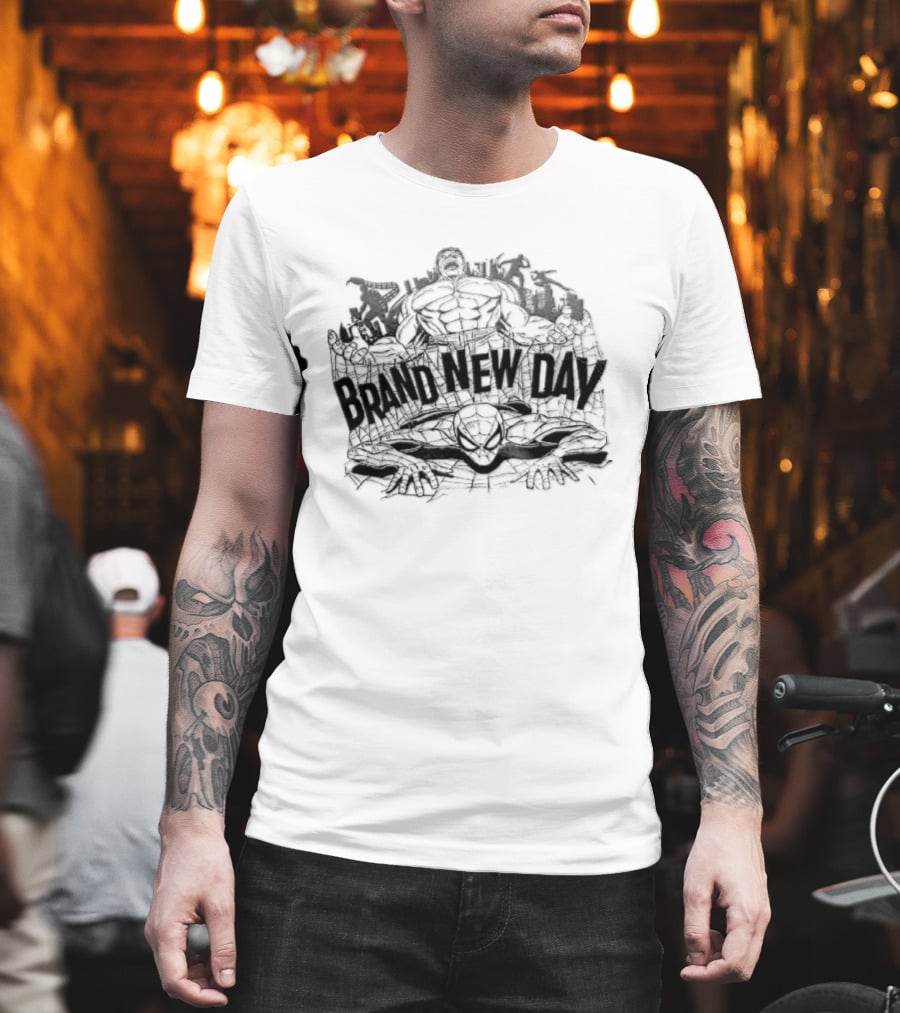 Spider Man Hulk Brand New Day Dynamic Cityscape Marvel Adventure T-Shirt