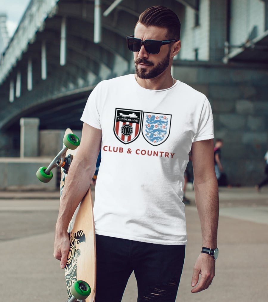 Sunderland Club & Country England Football Crest T-Shirt