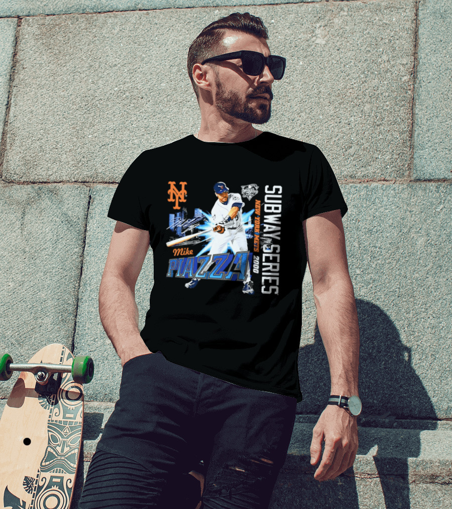 New York Mets Mike Piazza 2000 Subway Series Urban Baseball Action T-Shirt