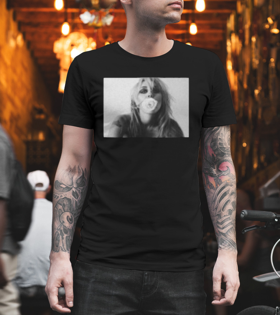 Miley Store Bass Persuades Black Bubblegum Pop T-Shirt
