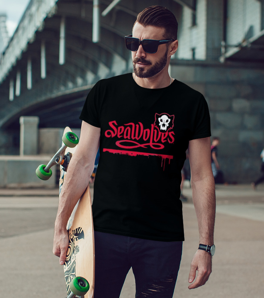 SeaWolves Skull Distressed Hockey Team Fan T-Shirt