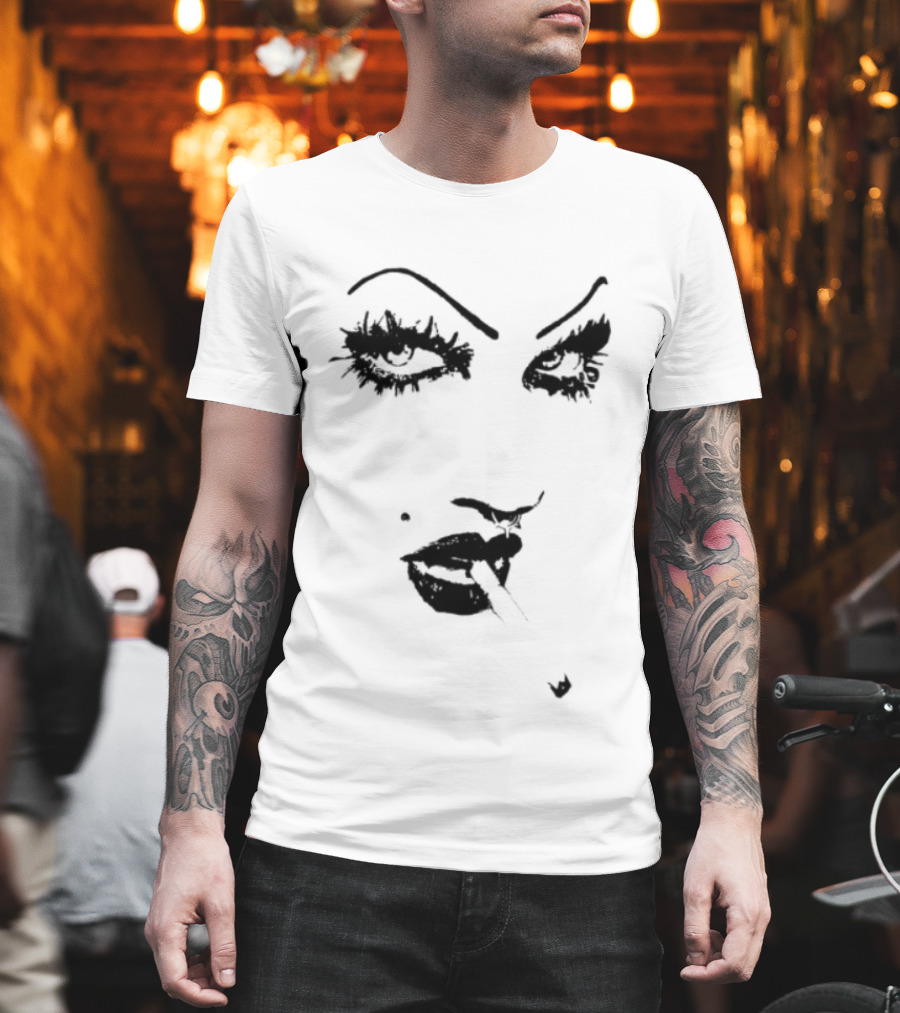 6Arelyhuman Store Digital Dancer Bold Face Card T-Shirt