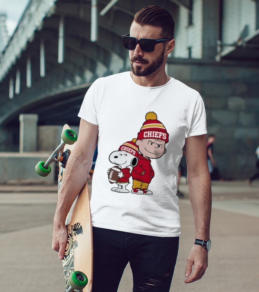 Snoopy And Charlie Brown Chiefs Football Fans Kansas City Chiefs T-Shirt