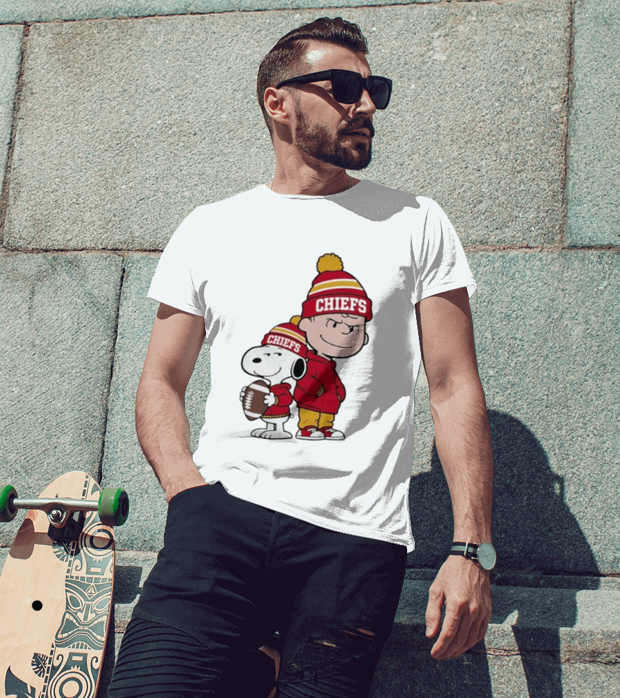 Snoopy And Charlie Brown Chiefs Football Fans Kansas City Chiefs T-Shirt